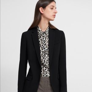 NWT Theory Classic Crepe Blazer